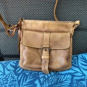 Roots small saddle bag